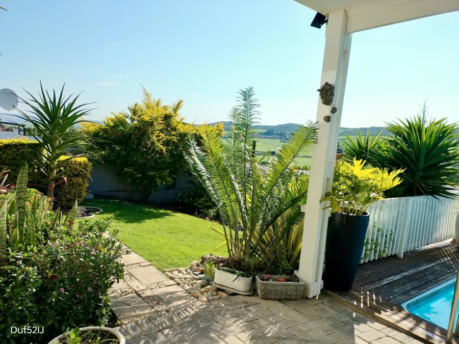 2 Bedroom Property for Sale in Reebok Western Cape